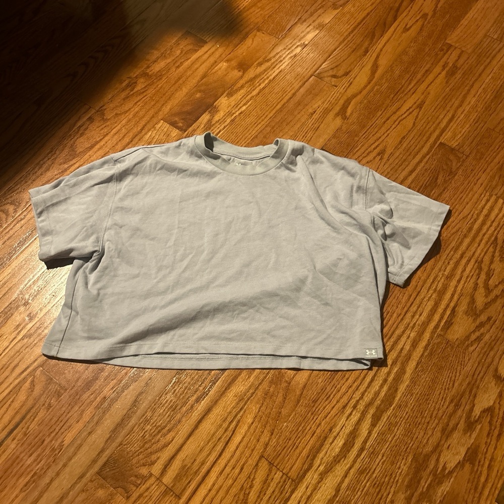 Under Armour Light Gray T-Shirt